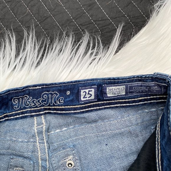 Miss Me Crop Embellished Jeans LT 130 - Picture 3 of 6